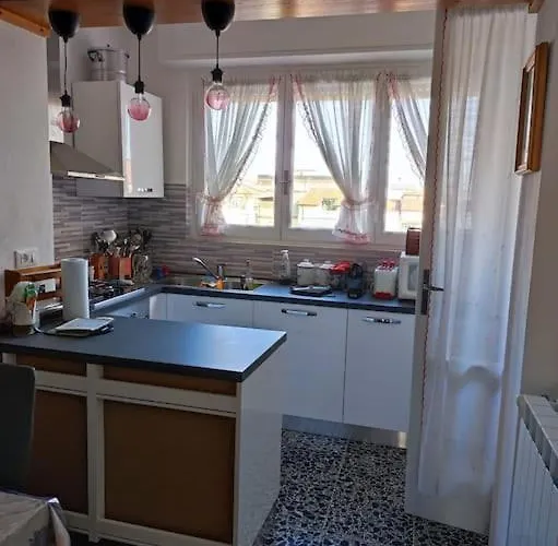 Apartament - Vicino Al Mare E Servizi Viareggio
