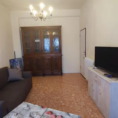 - Vicino Al Mare E Servizi