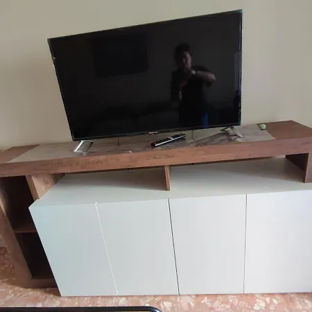 Apartamento - Vicino Al Mare E Servizi Viareggio