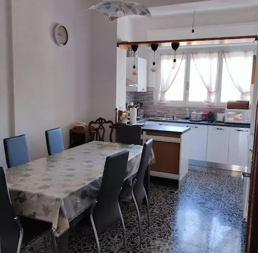 - Vicino Al Mare E Servizi *